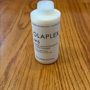 NWT OLAPLEX No. 5 Bond Maintenance Conditioner